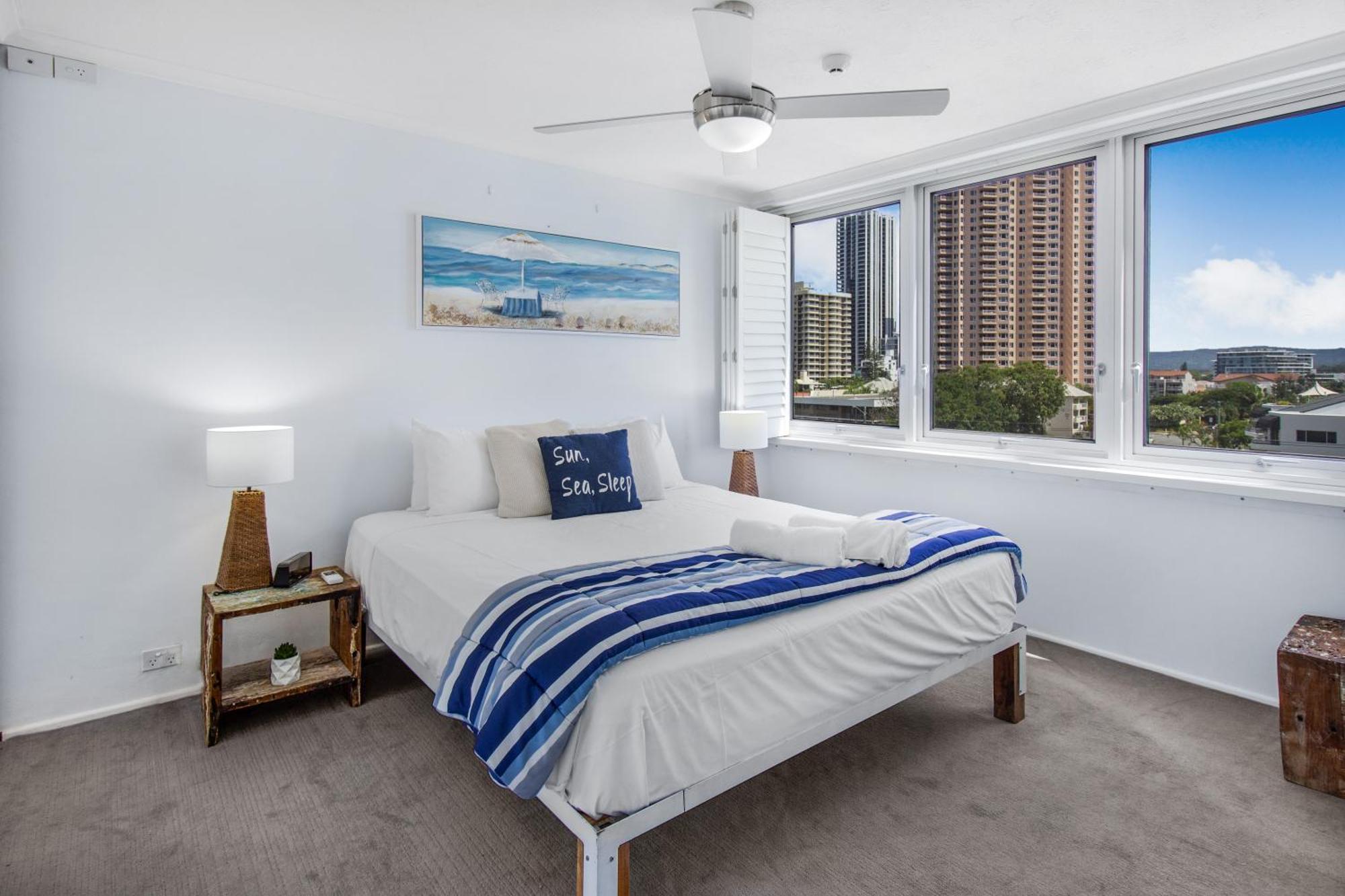 Boulevard Towers On Broadbeach Гоулд Коуст Екстериор снимка