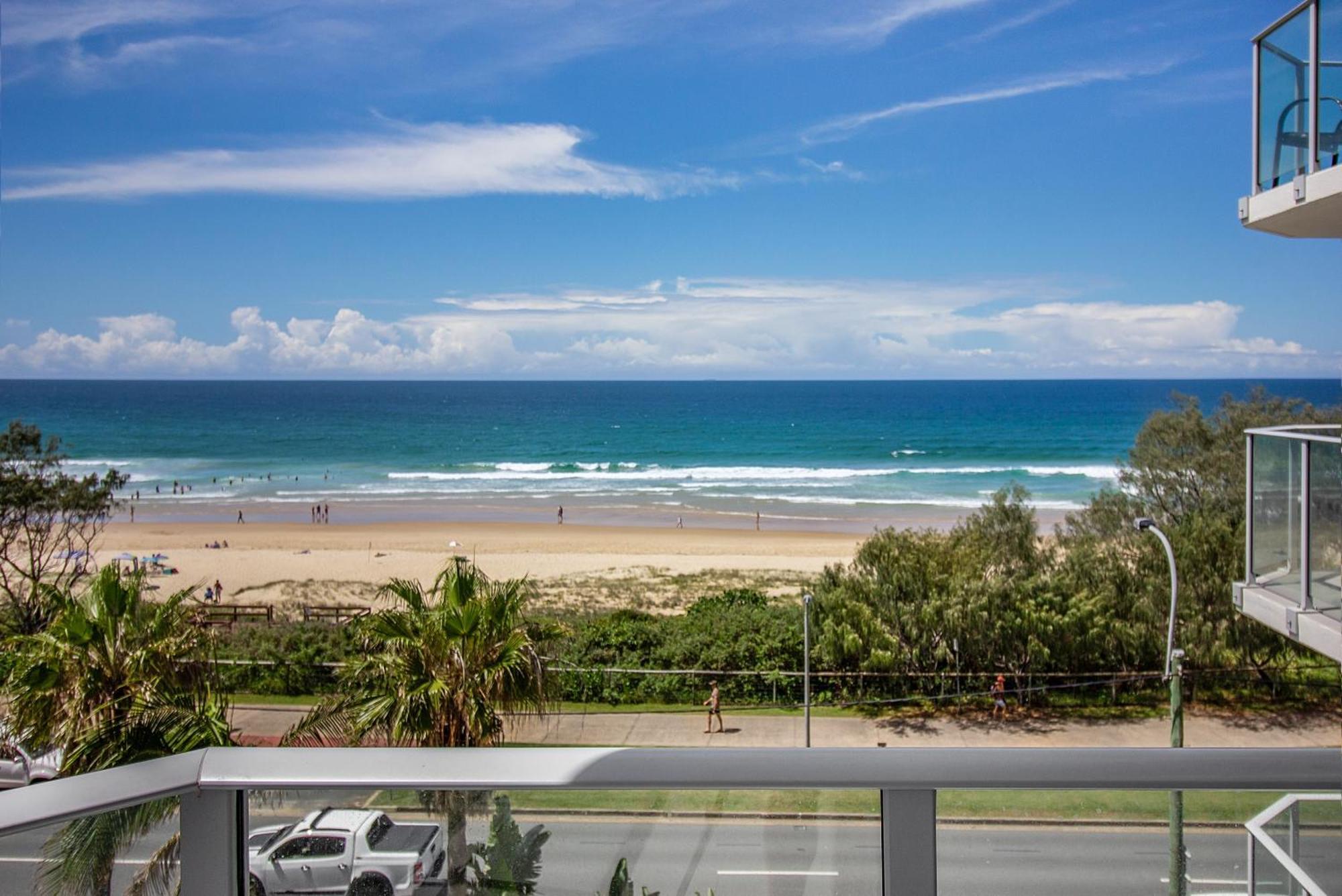 Boulevard Towers On Broadbeach Гоулд Коуст Екстериор снимка