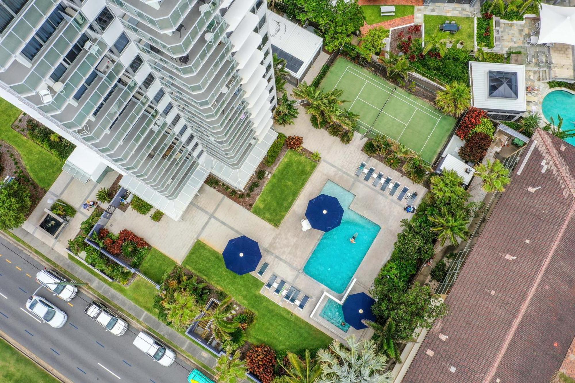 Boulevard Towers On Broadbeach Гоулд Коуст Екстериор снимка