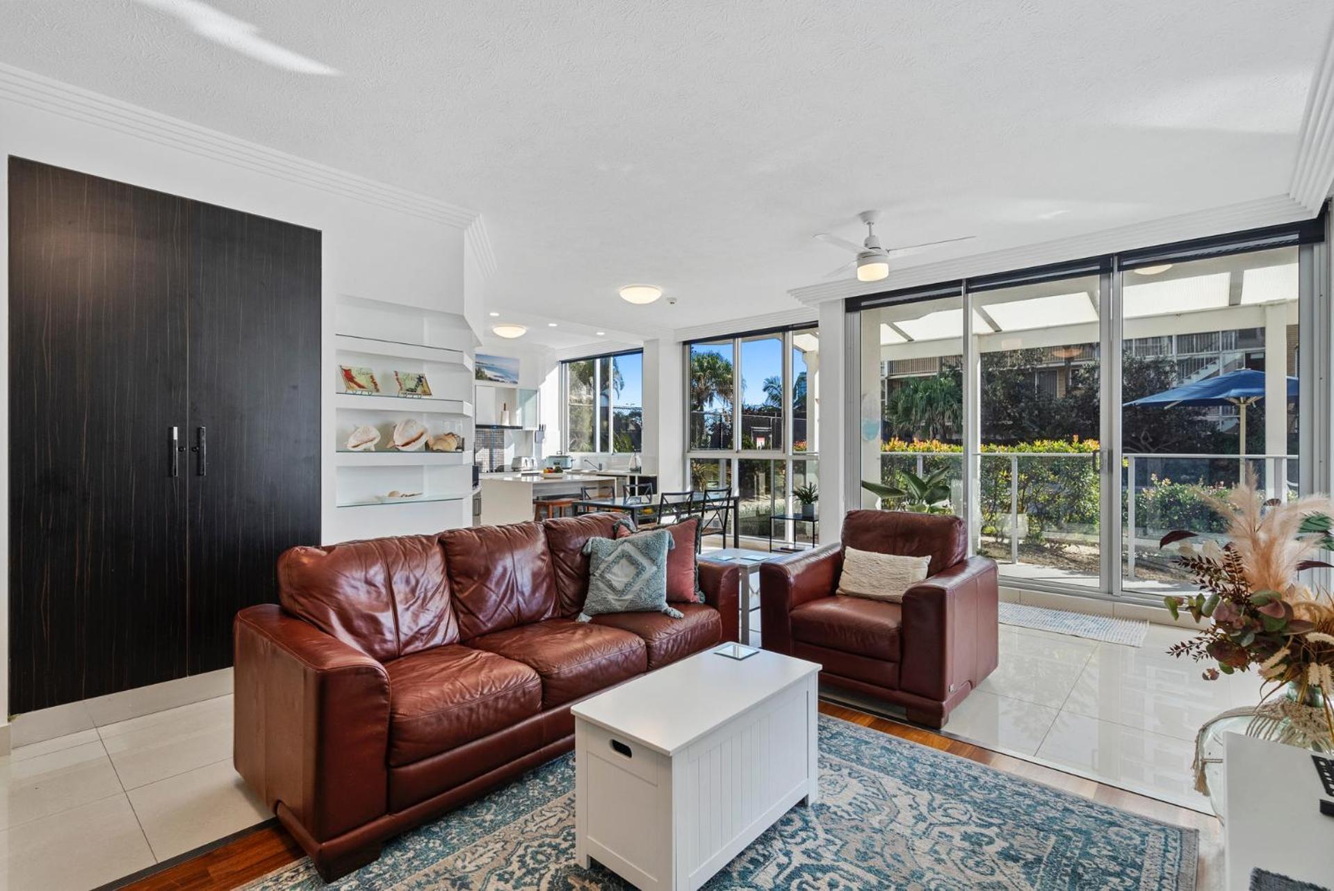 Boulevard Towers On Broadbeach Гоулд Коуст Стая снимка