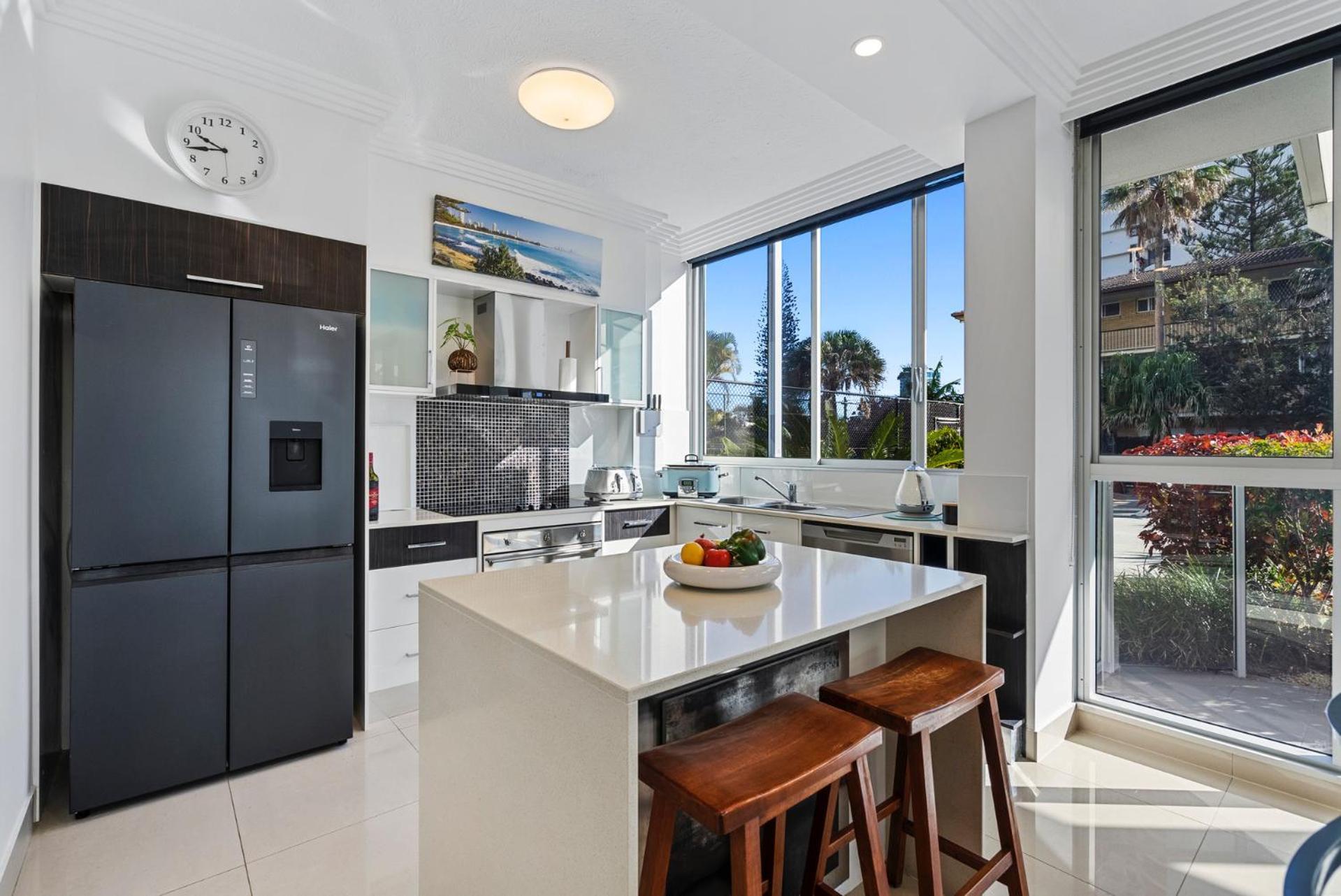 Boulevard Towers On Broadbeach Гоулд Коуст Стая снимка