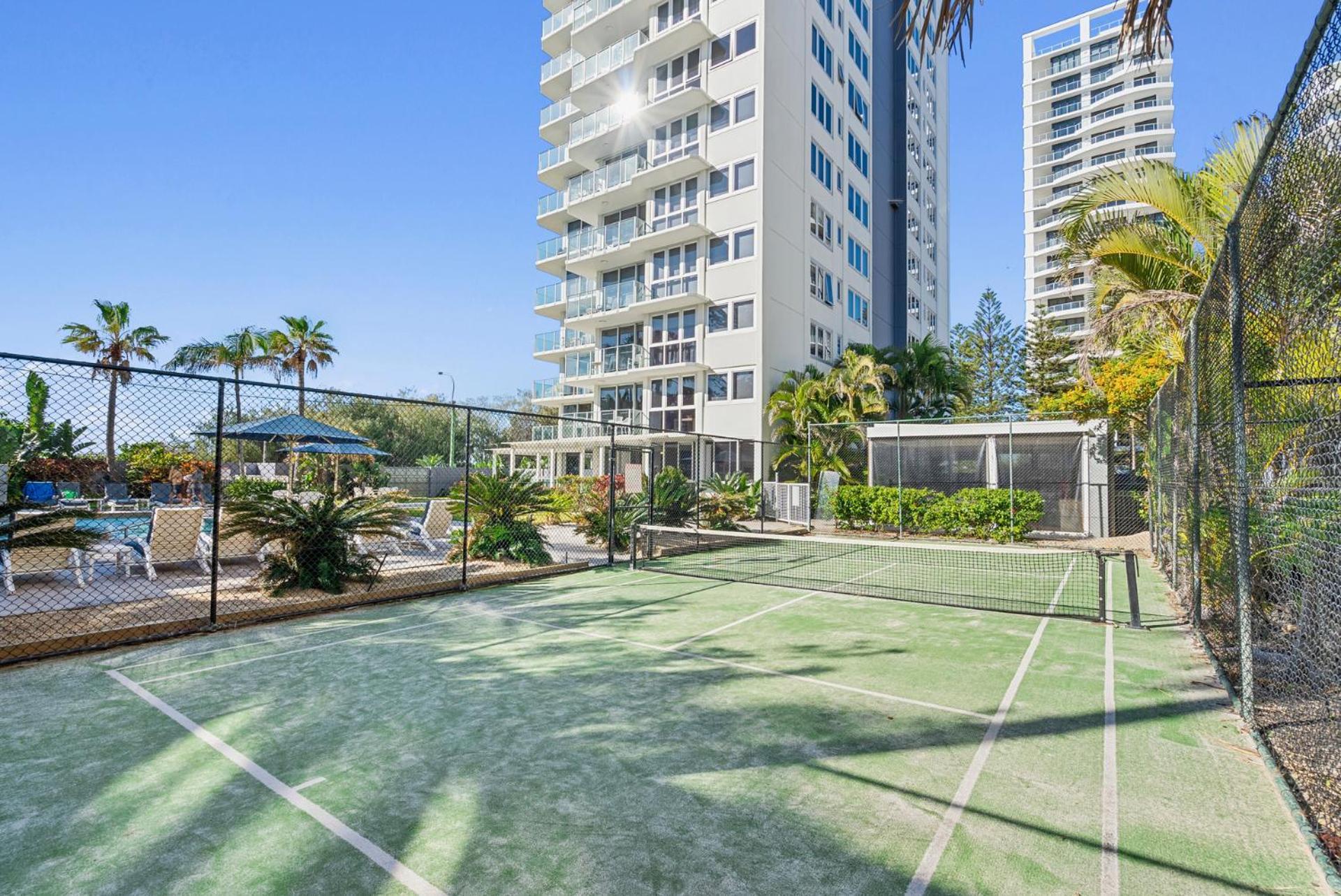 Boulevard Towers On Broadbeach Гоулд Коуст Екстериор снимка