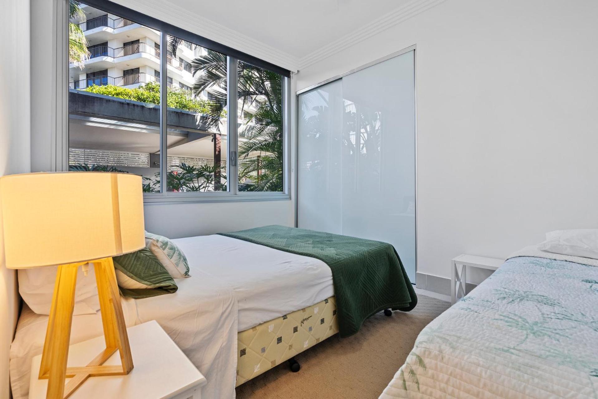 Boulevard Towers On Broadbeach Гоулд Коуст Стая снимка