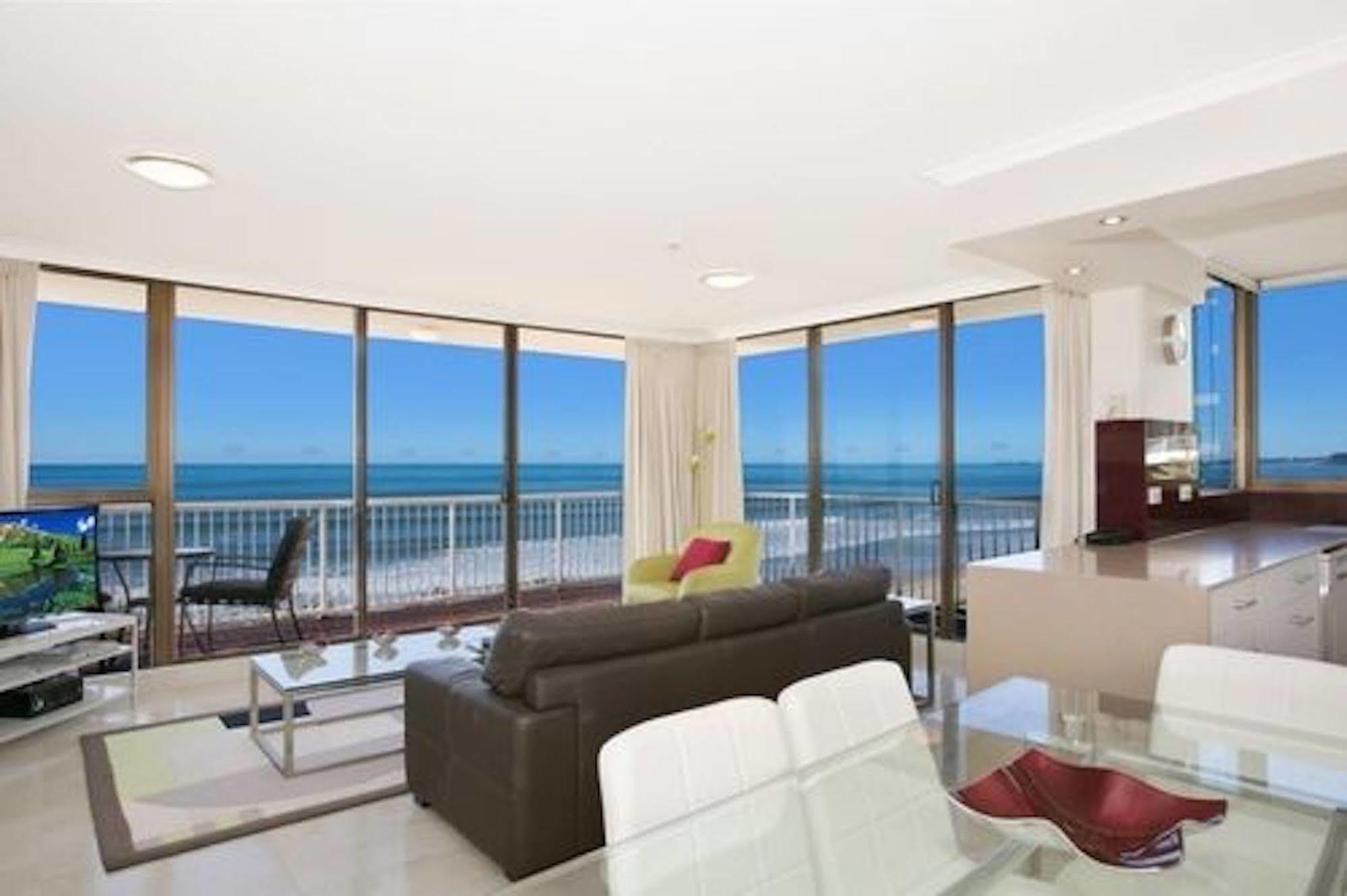 Boulevard Towers On Broadbeach Гоулд Коуст Екстериор снимка