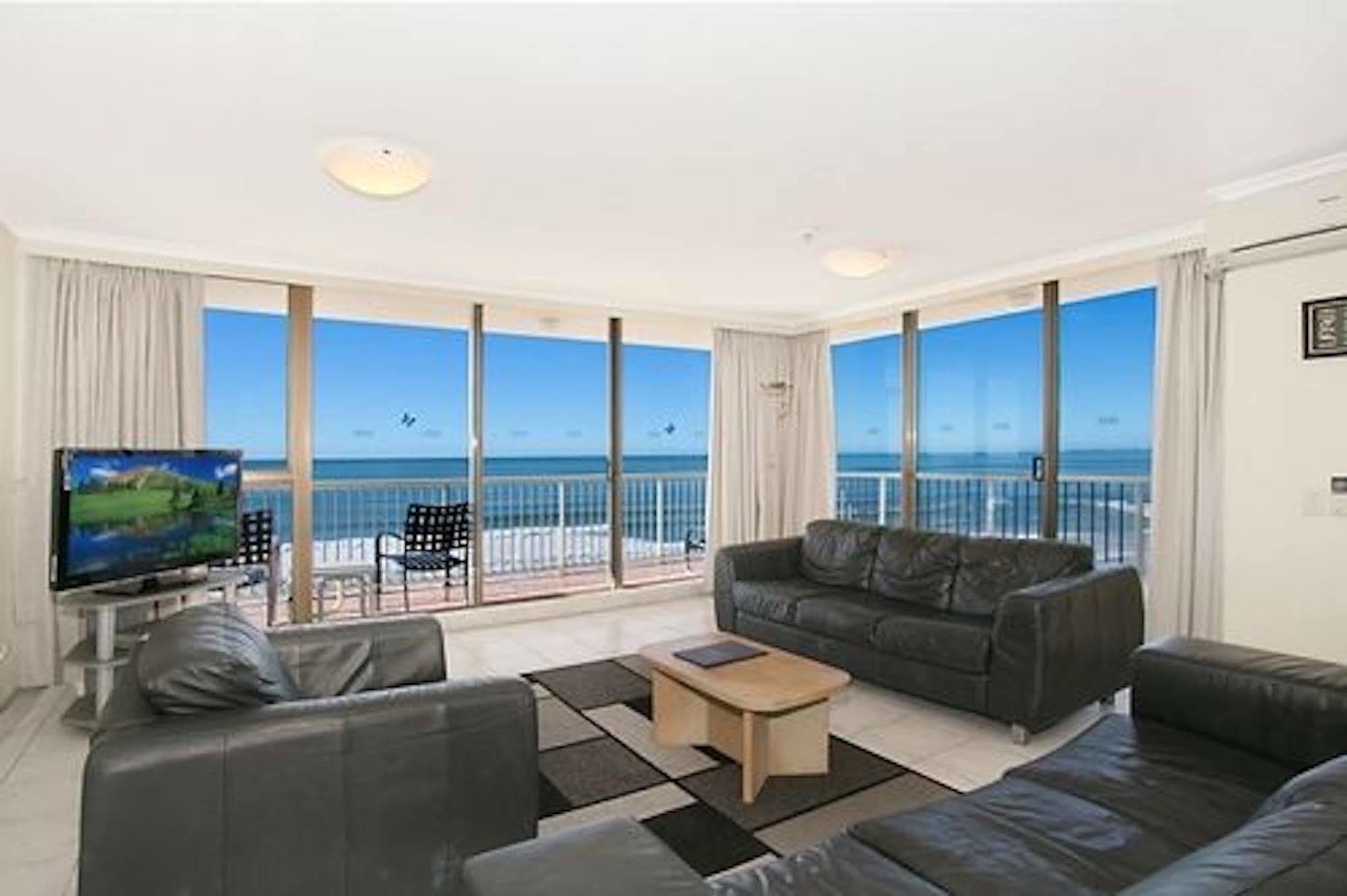 Boulevard Towers On Broadbeach Гоулд Коуст Екстериор снимка